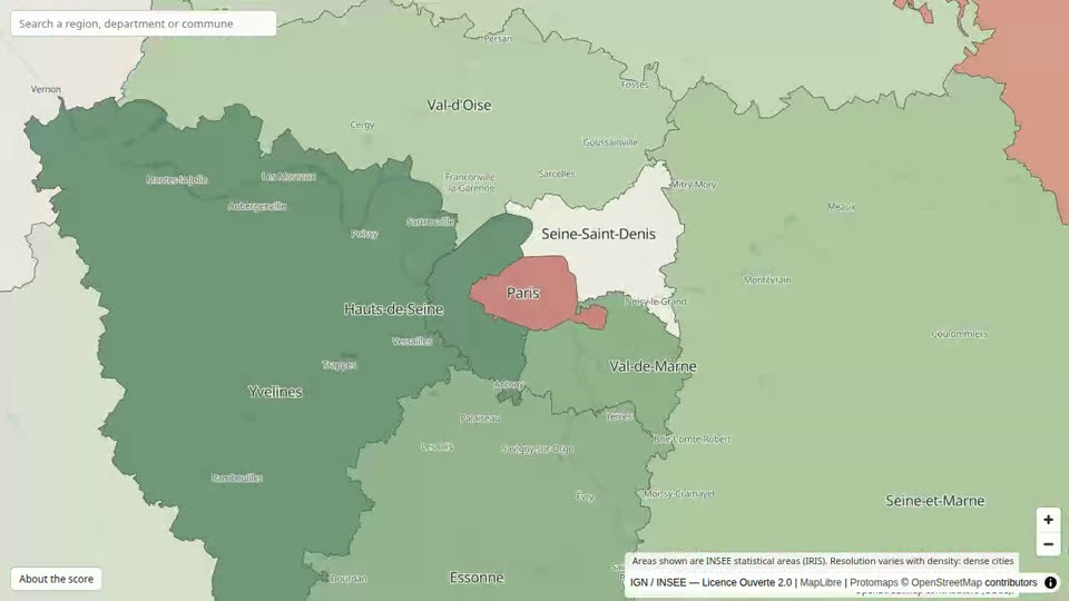 Paris and the departments around it: Paris red, Hauts-de-Seine and Yvelines deep green, Seine-Saint-Denis pale.